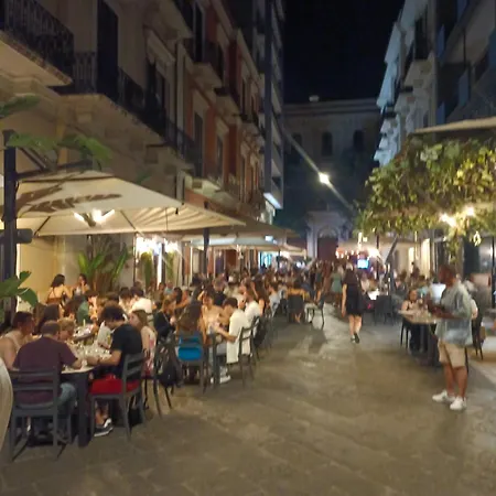 Vecchia Dante Apartamento Bari